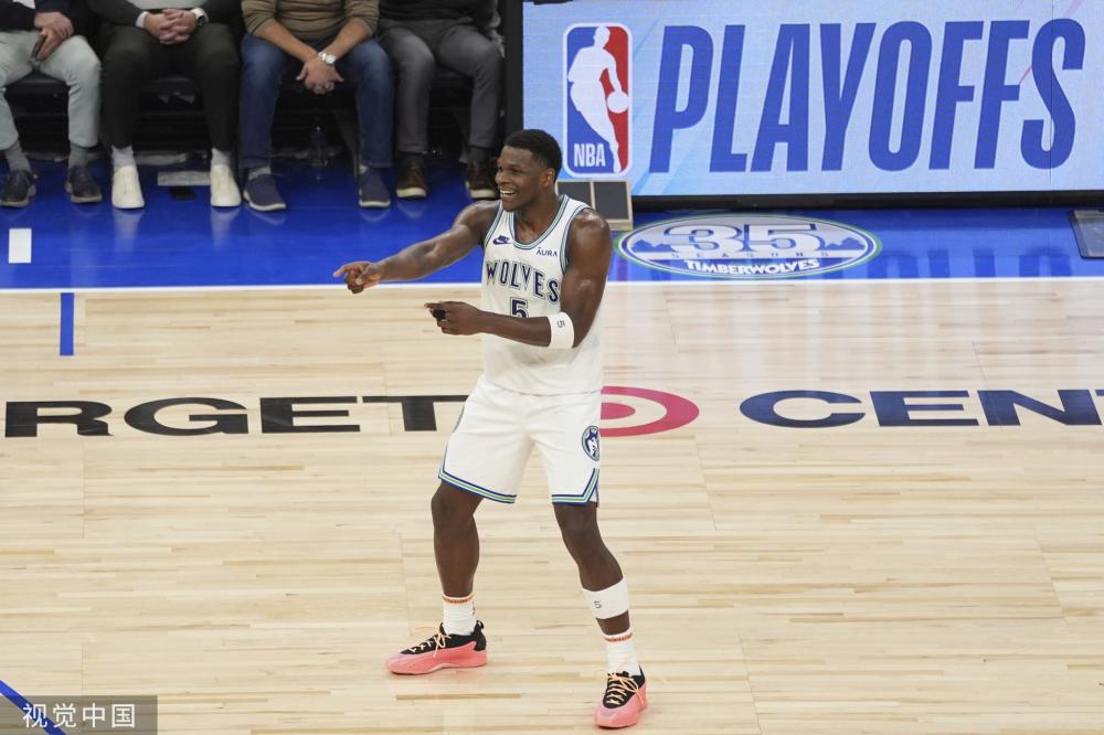 于自己的足 于自己的足